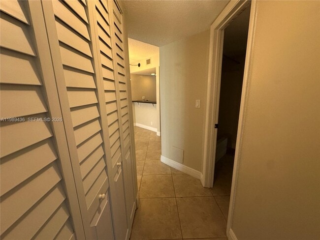 Building Photo - 10401 W Broward Blvd