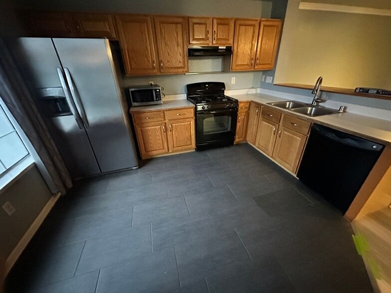 Building Photo - 1020 Sandpiper Way