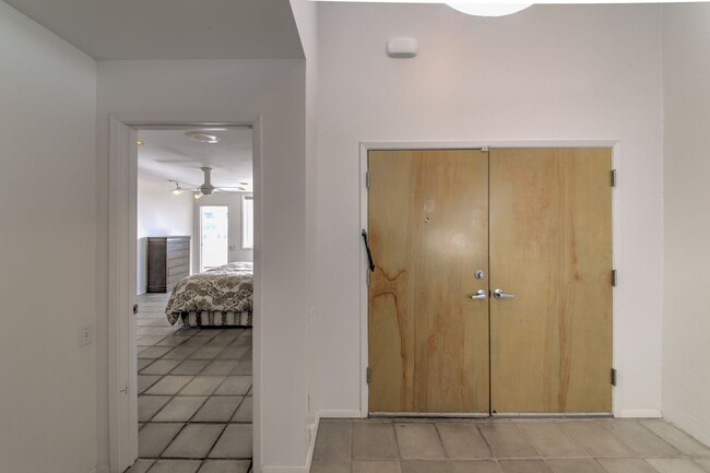 Building Photo - SANDIA HEIGHTS EXECUTIVE RENTAL 2+Story 3B...
