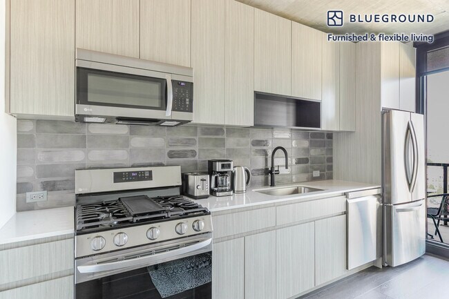 Building Photo - 1454 W Randolph St