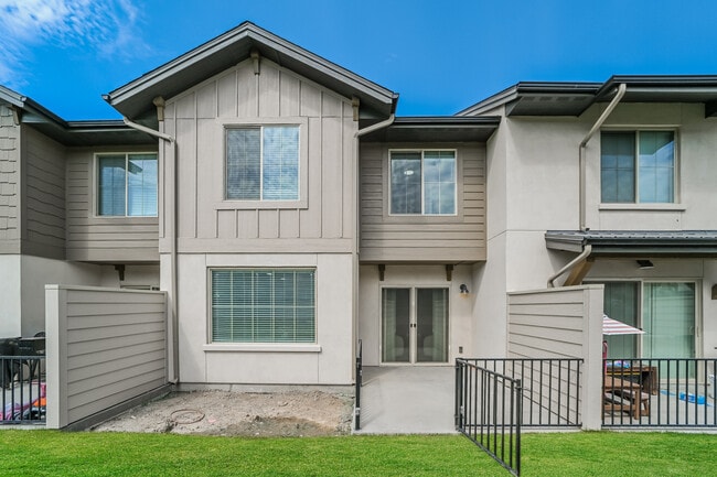 Back Side - Summit Springs Townhomes