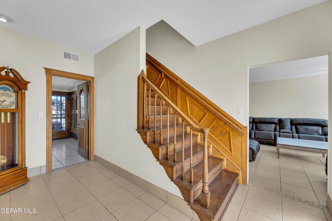 Building Photo - 2153 Trawood Dr