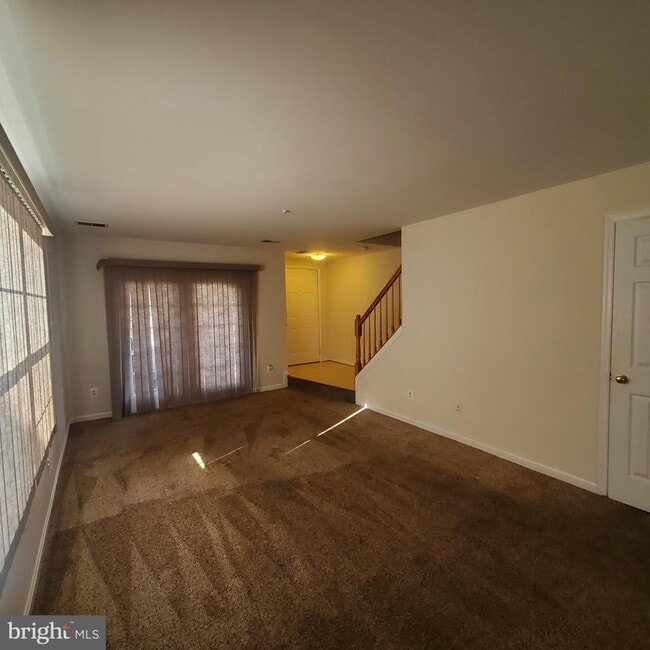 Building Photo - 16211 Ellipse Terrace