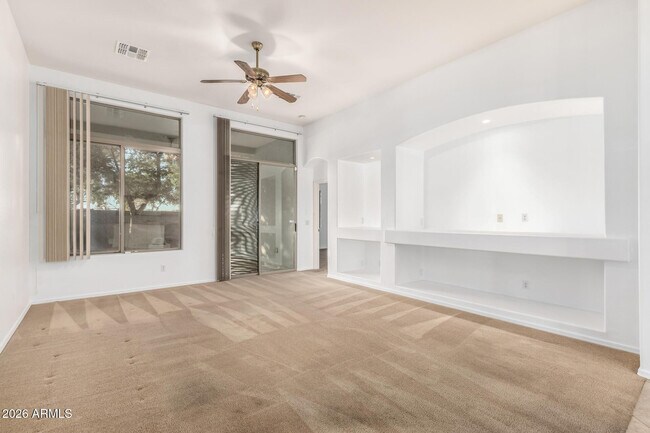 Building Photo - 7402 N 88th Ln