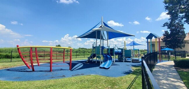 Building Photo - 3712 Greencrest Ct