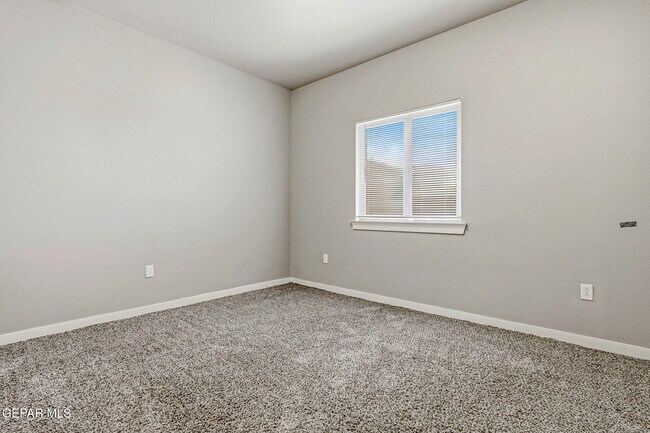 Building Photo - 14817 Tierra Isaiah Ave