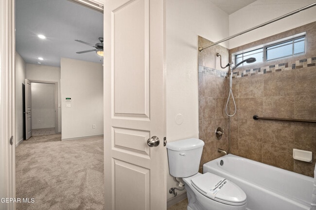 Building Photo - 5939 Bandolero Dr