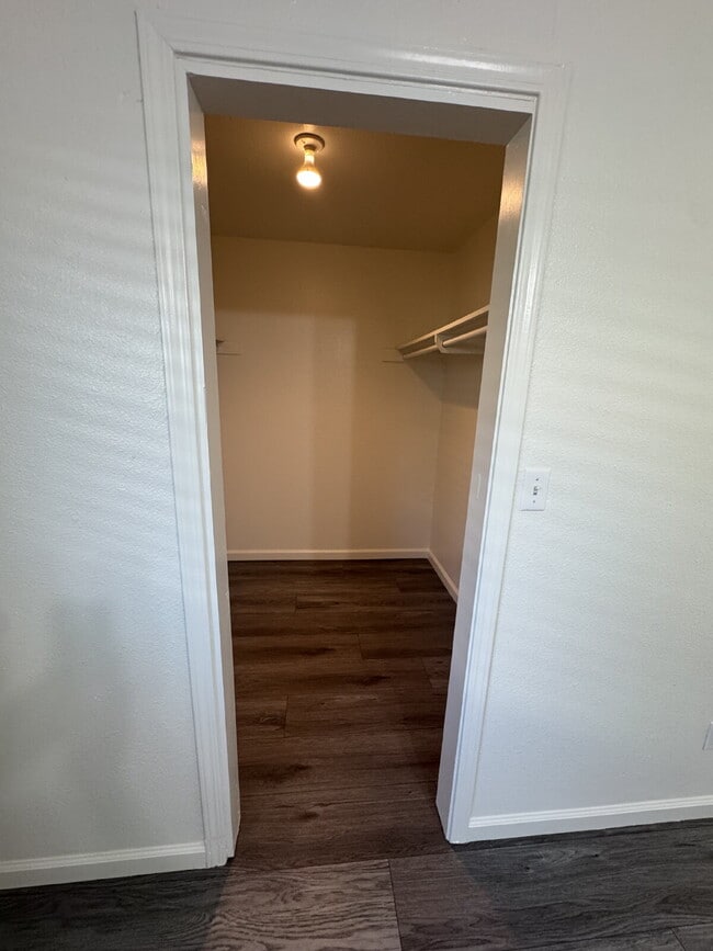 Building Photo - MOVE IN SPECIAL $500 off the rent for the ...