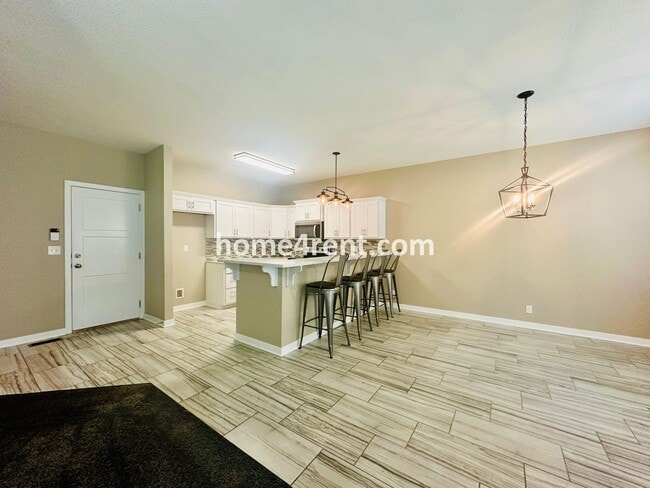Building Photo - Ranch Style Home w/ Updated Kitchen, including SS Appliances and Granite Counters Plus a Large Un...