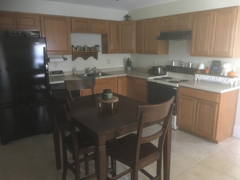 Building Photo - 317 E Arch St