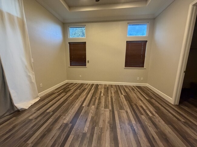 Building Photo - 1706 Guildford Way