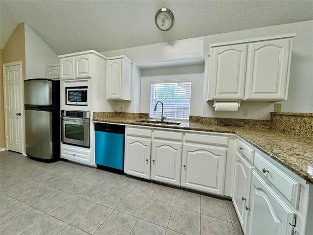 Building Photo - 3614 Parkmead Dr