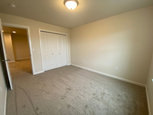 Building Photo - NEW CONSTRUCTION AT THE GLEANNS AT BARBERRY!