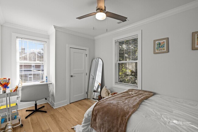 Building Photo - Stunning Fully Renovated 5-Bedroom Home in Desirable Trinity Park, Durham