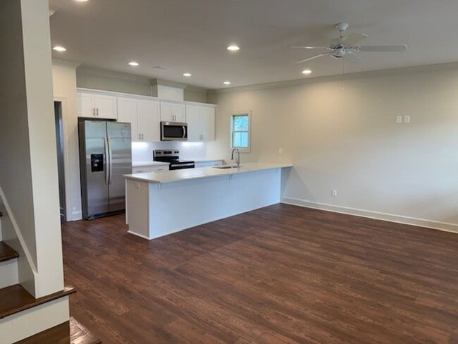 Building Photo - New Construction 3 Bed/3.5 Bath Available ...