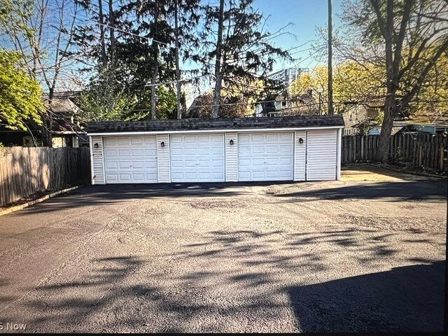 Building Photo - 12988 Clifton Blvd