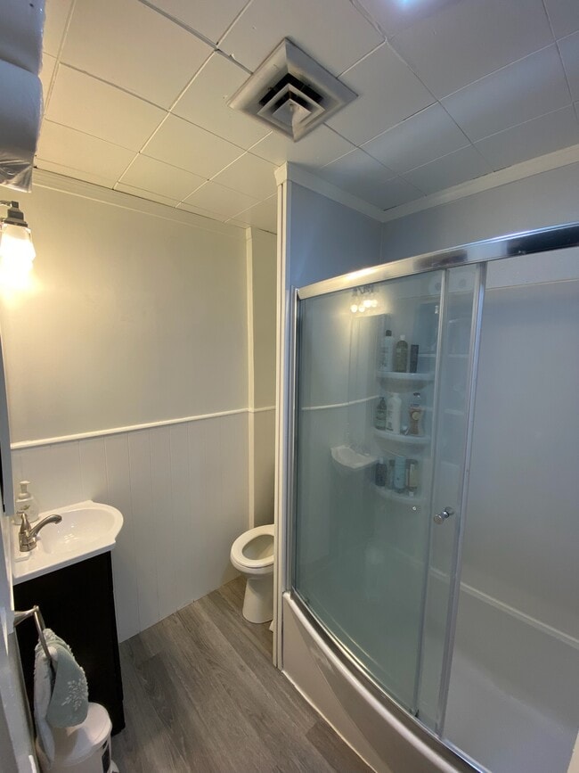 Building Photo - 6 McCabe St