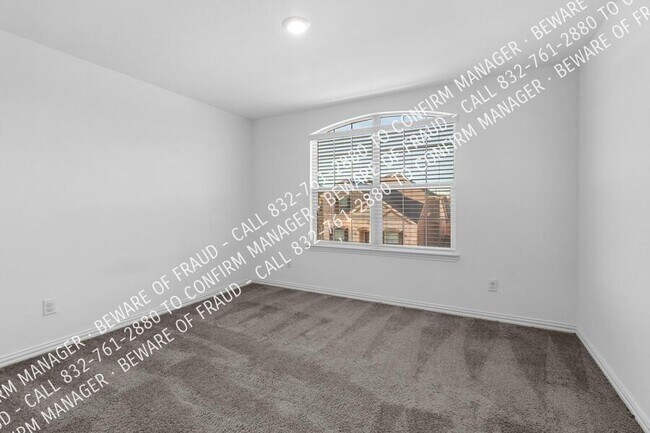 Building Photo - 5318 Archway Dr