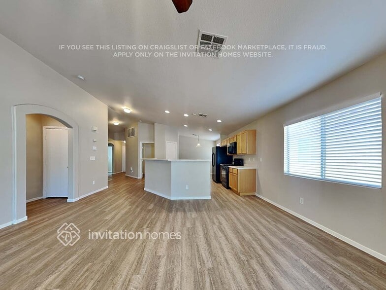 Building Photo - 1004 Granite Ash Ave