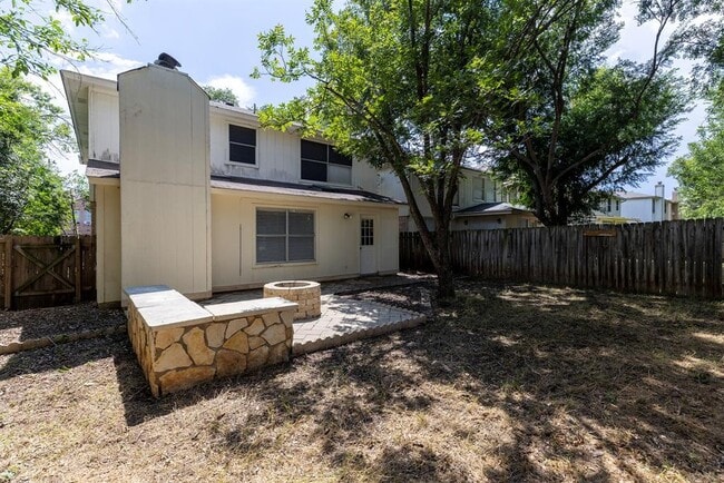 Building Photo - 13313 Black Canyon Dr