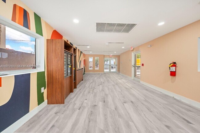 Building Photo - 32 NW 14th Ave