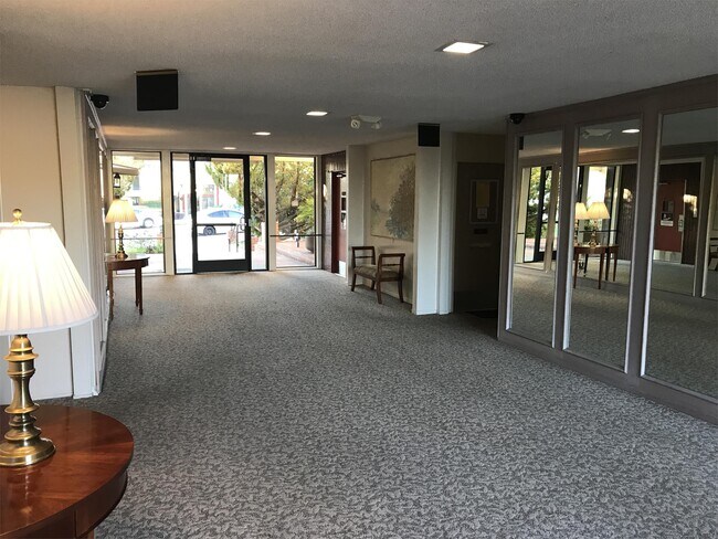 Building Photo - 1550 Frontera Way