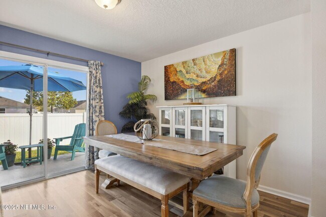 Building Photo - 3356 Canyon Falls Dr