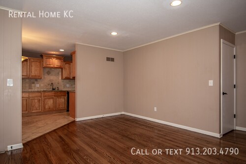 Building Photo - 11314 W 74th Terrace