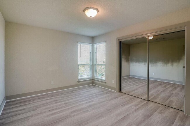 Building Photo - 8304 Furness Dr
