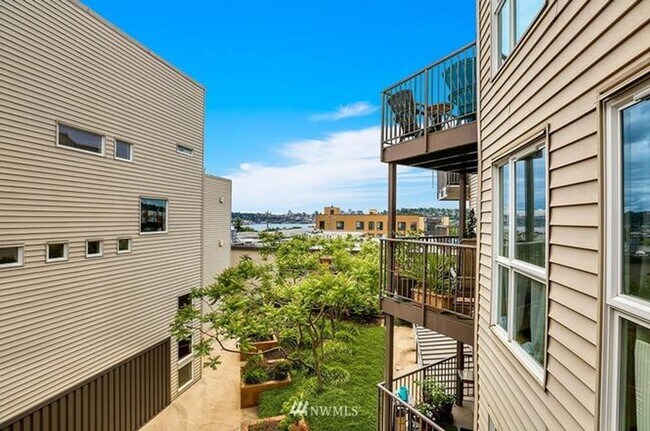 Building Photo - 1Bd/1Ba Seattle Condo