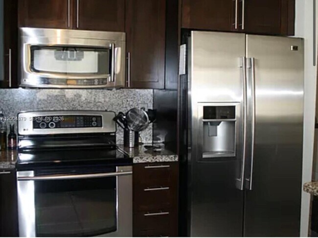 Building Photo - 4117 Sapphire Bend