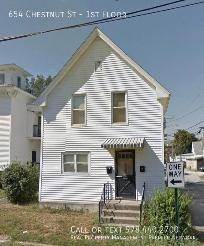 Building Photo - 654 Chestnut St
