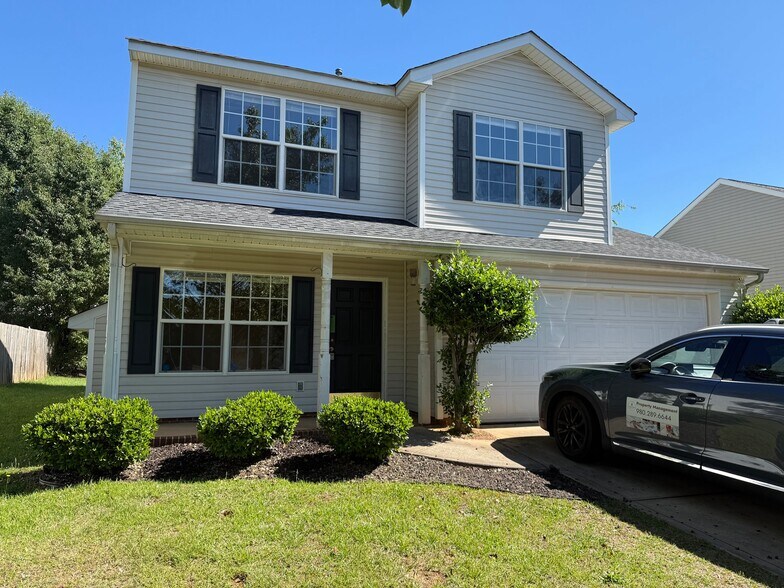 Building Photo - 3327 Buckvalley Dr