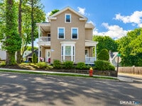 Building Photo - 37 Elm St