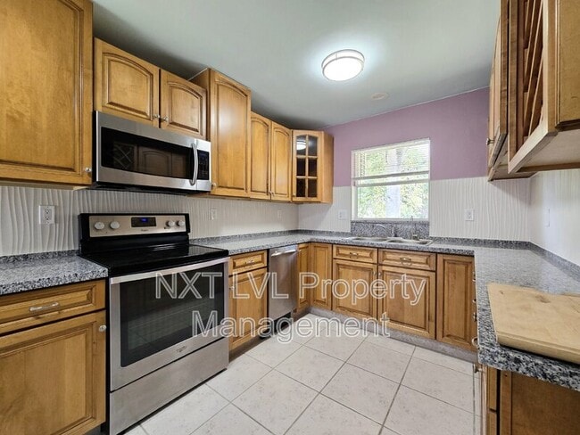 Building Photo - 69 E Mariana Ave