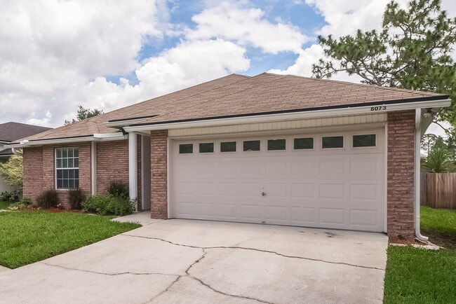 Building Photo - 8073 Leafcrest Dr