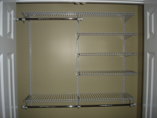 Building Photo - 4Plex - 1104