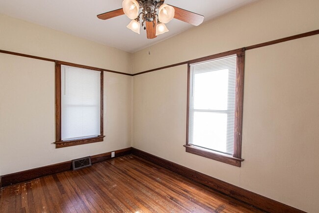 Building Photo - Coming Soon 3 Bedroom Westside House