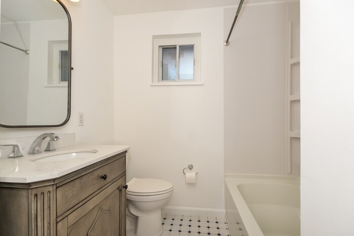 Building Photo - 3864 Townsley Dr