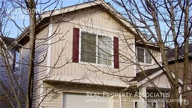 Building Photo - 4623 100th St NE