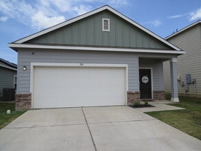 Building Photo - 241 Rainey Dr