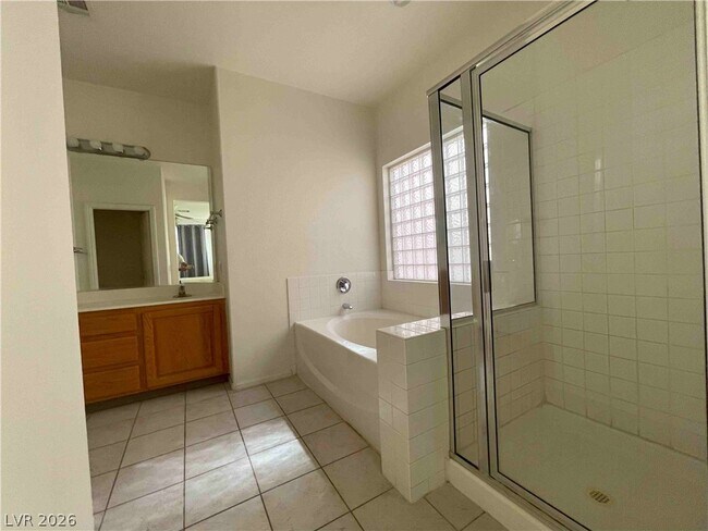Building Photo - 531 Curtin Ct