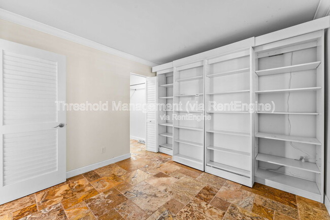 Building Photo - 6090 NW 64th Ave