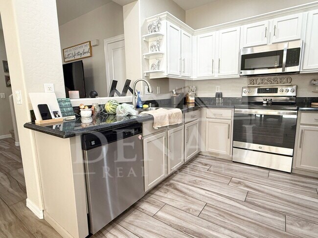 Building Photo - 2855 S Key Biscayne Dr