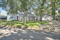 Building Photo - 1412 Maywood Ave