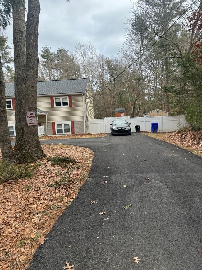 315 Richmond St 315 Richmond St East Taunton MA 02718 Apartment Finder