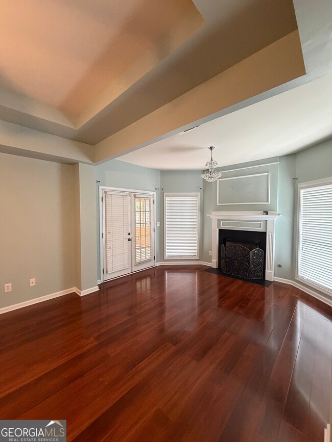 Building Photo - 5105 Yellow Pine Dr