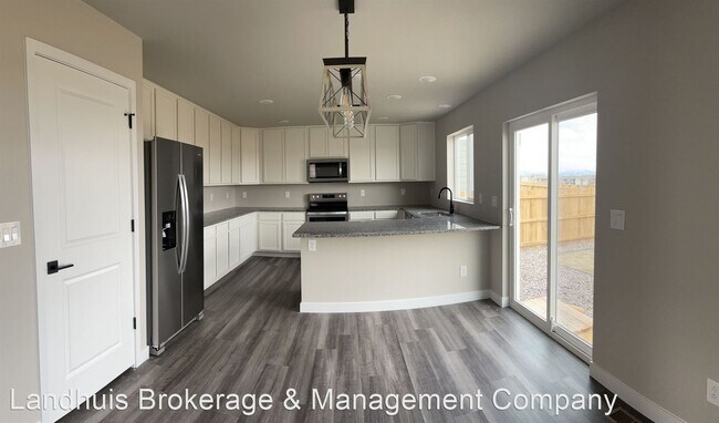 Building Photo - 3 br, 2.5 bath House - 10106 Luneth Dr