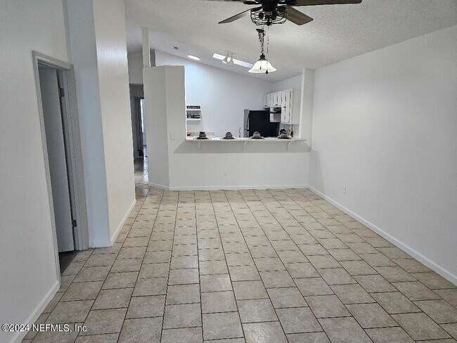 Building Photo - 2662 Malibu Cir