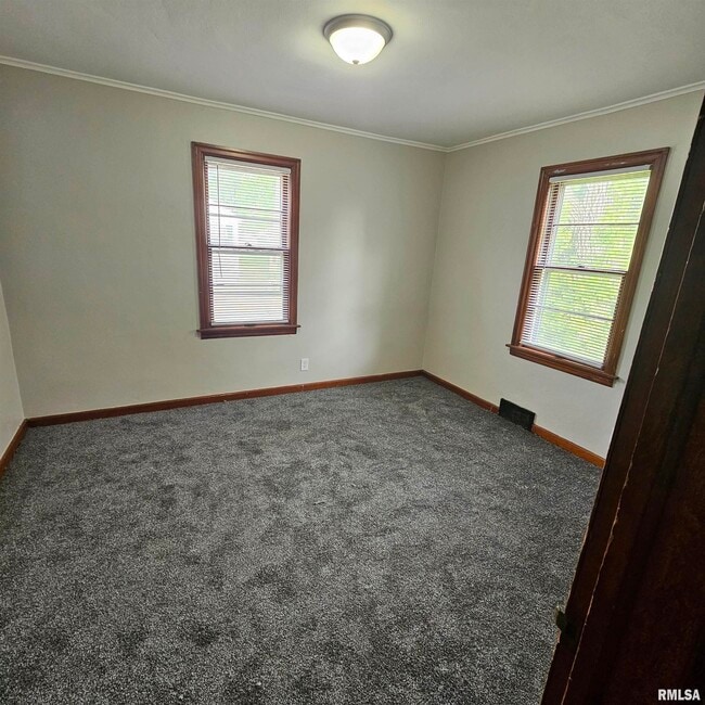 Building Photo - 3009 West Krause Avenue